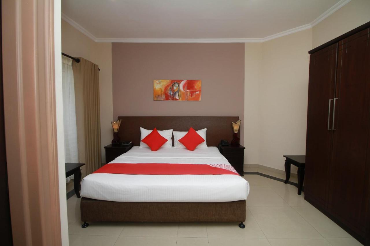 Oyo 317 Choy'S Waterfront Residence Negombo Eksteriør billede
